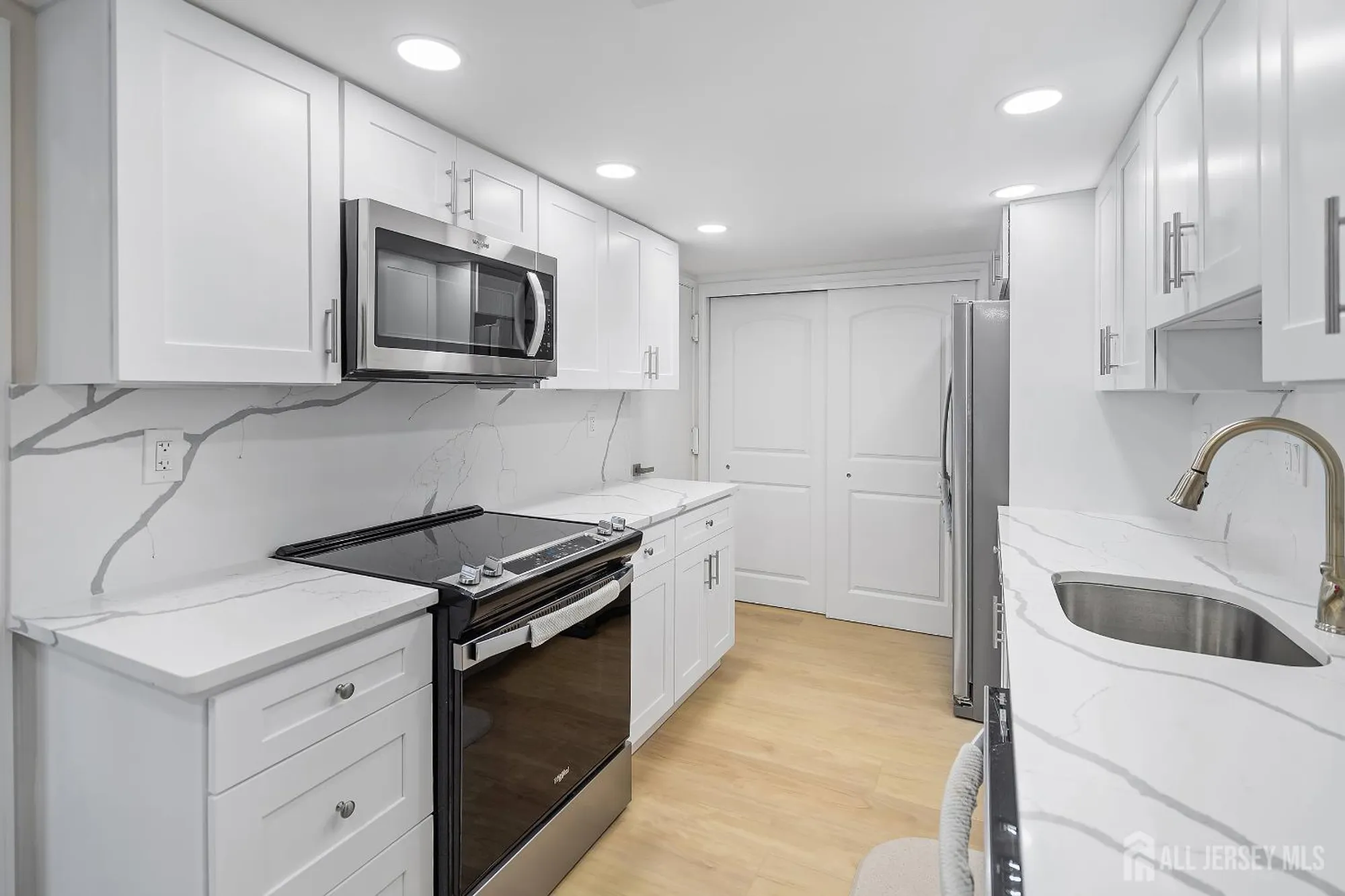 Property Slideshow image 9 of 40 | 83 banyan plz, Monroe, NJ, 08831