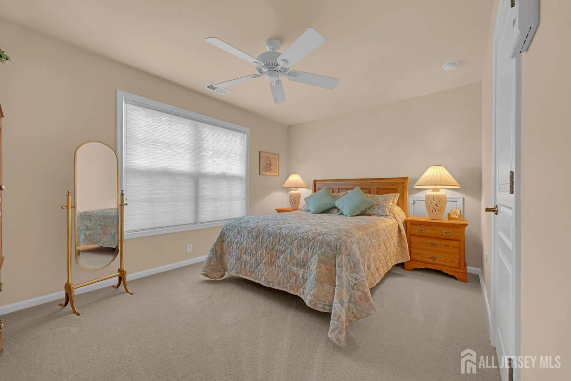 Property Slideshow image 30 of 51 | 468 crossfields ln, Somerset, NJ, 08873