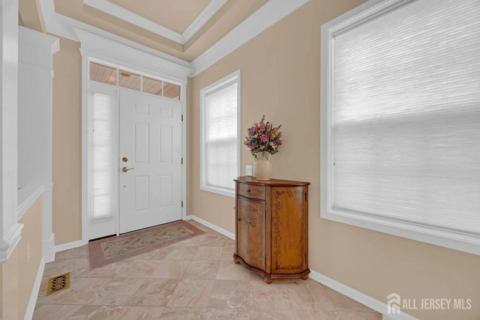 Property Slideshow image 2 of 51 | 468 crossfields ln, Somerset, NJ, 08873
