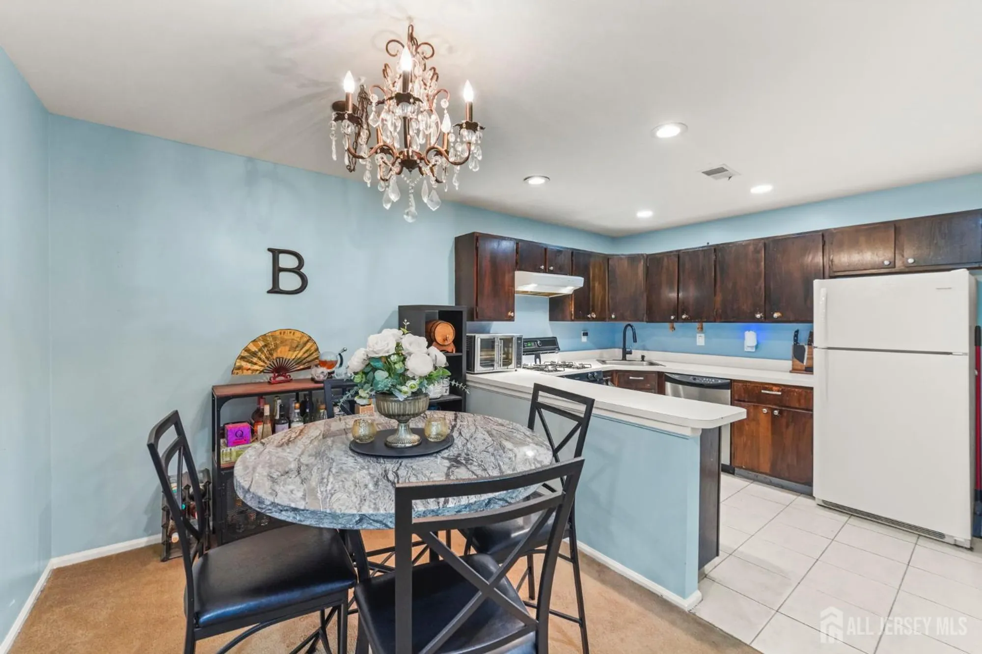 Property Slideshow image 6 of 12 | 279 hatfield ln, East Brunswick, NJ, 08816