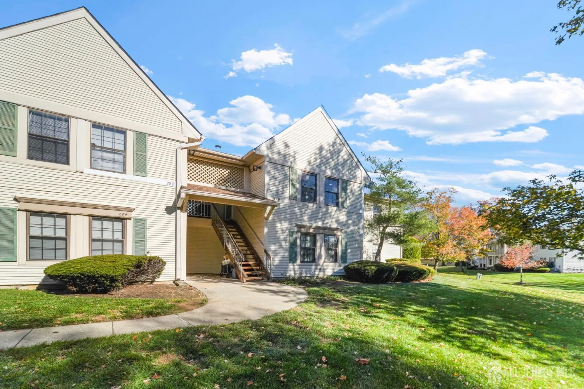 Property Slideshow image 2 of 12 | 279 hatfield ln, East Brunswick, NJ, 08816