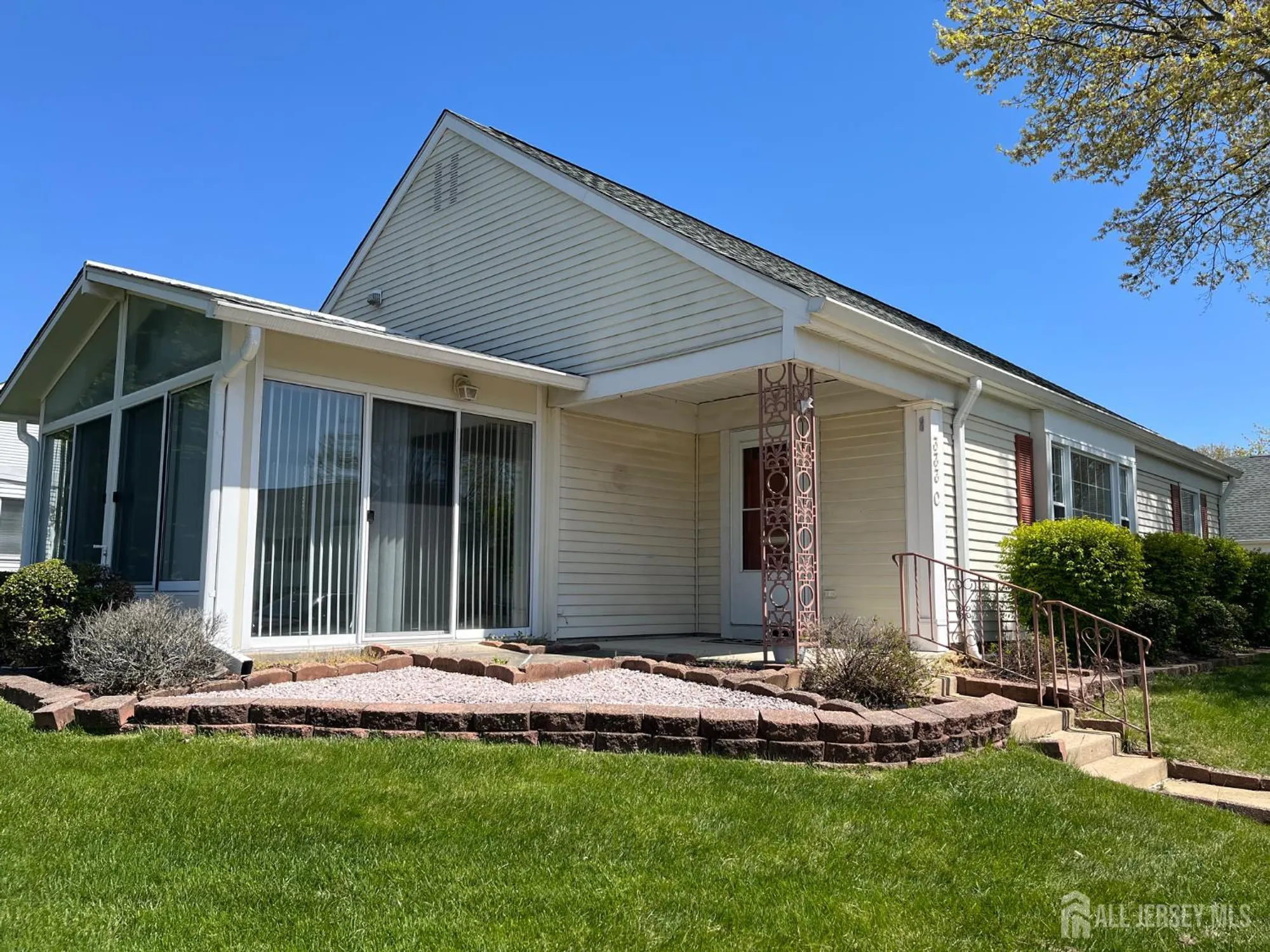 Property Slideshow image 2 of 17 | 333 newport way c, Monroe, NJ, 08831