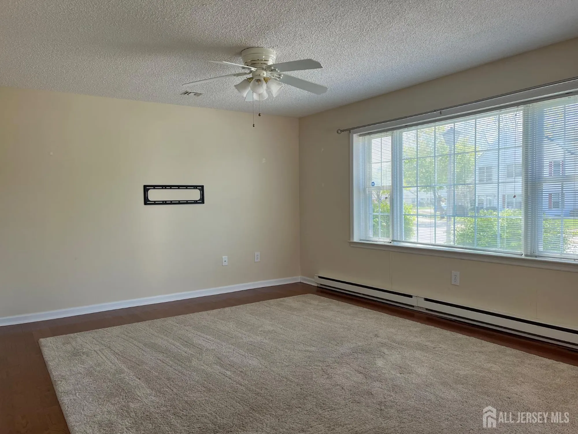Property Slideshow image 5 of 17 | 333 newport way c, Monroe, NJ, 08831