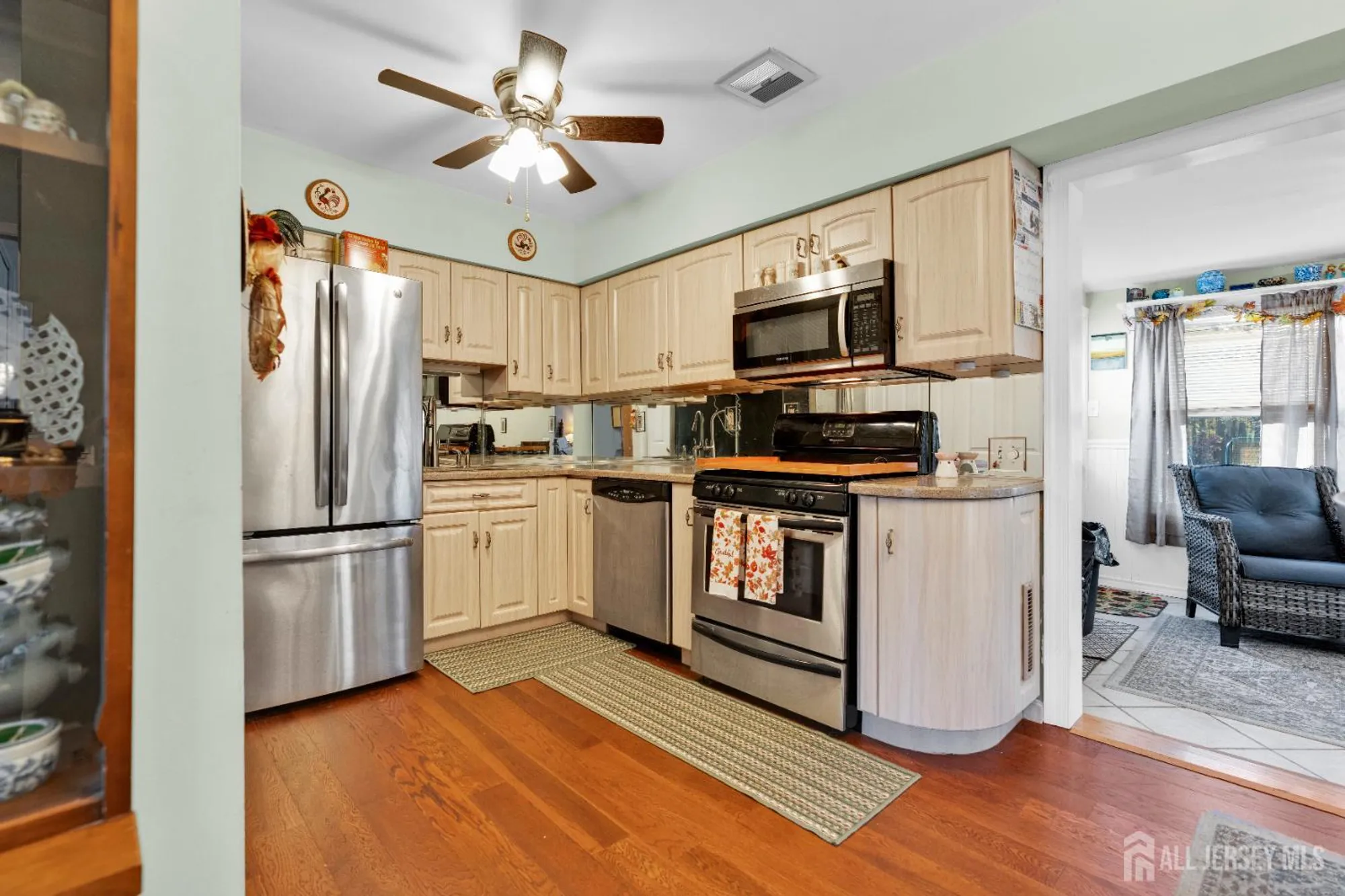 Property Slideshow image 2 of 22 | 48 haven dr, Old Bridge, NJ, 07747