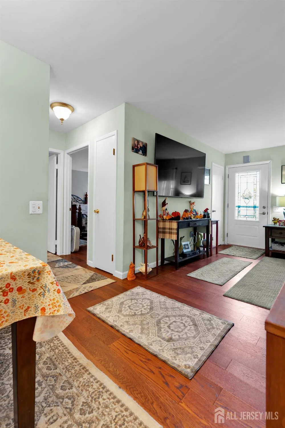 Property Slideshow image 15 of 22 | 48 haven dr, Old Bridge, NJ, 07747