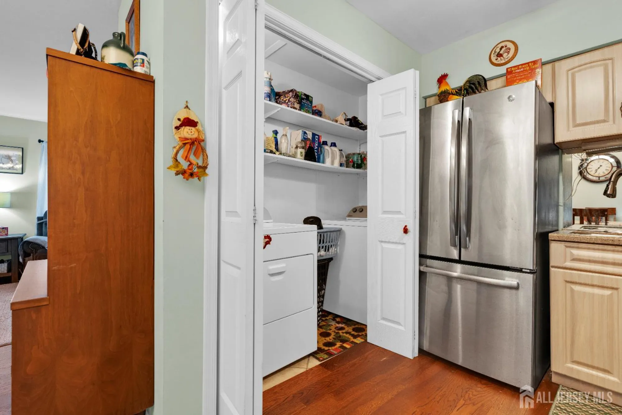 Property Slideshow image 7 of 22 | 48 haven dr, Old Bridge, NJ, 07747