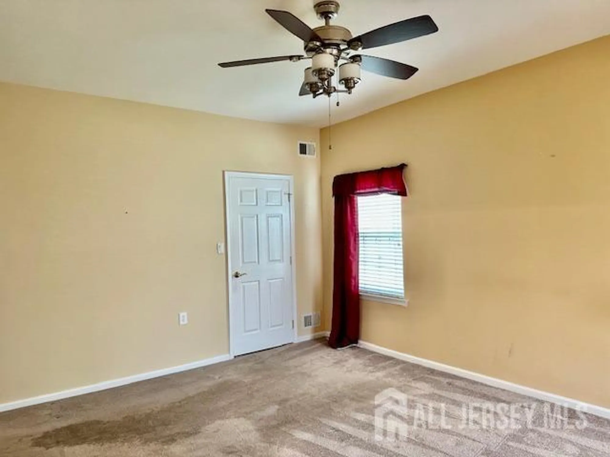 Property Slideshow image 19 of 39 | 11 sonoma st, Monroe, NJ, 08831