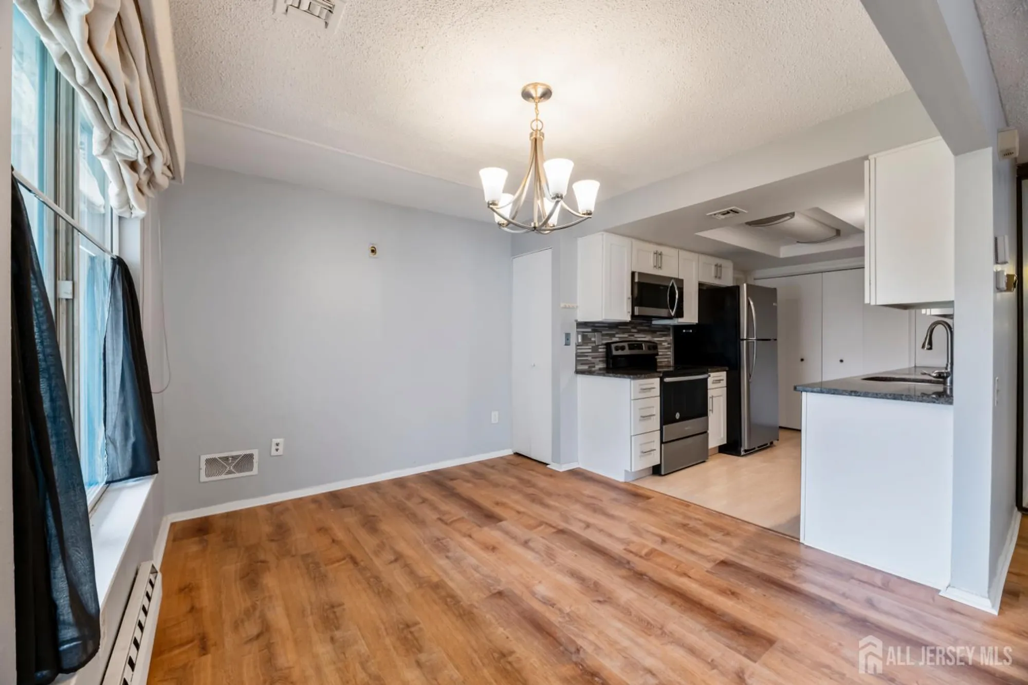 Property Slideshow image 7 of 22 | 166 laurel plz 166c, Monroe, NJ, 08831