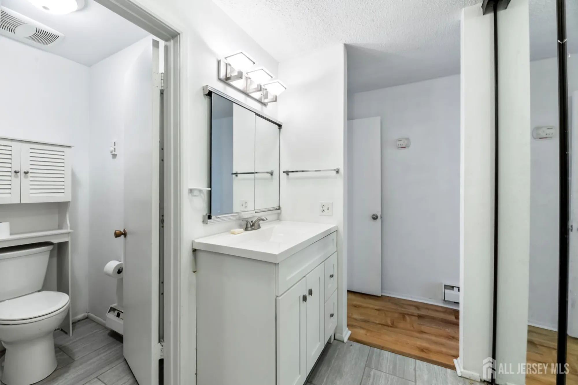 Property Slideshow image 17 of 22 | 166 laurel plz 166c, Monroe, NJ, 08831