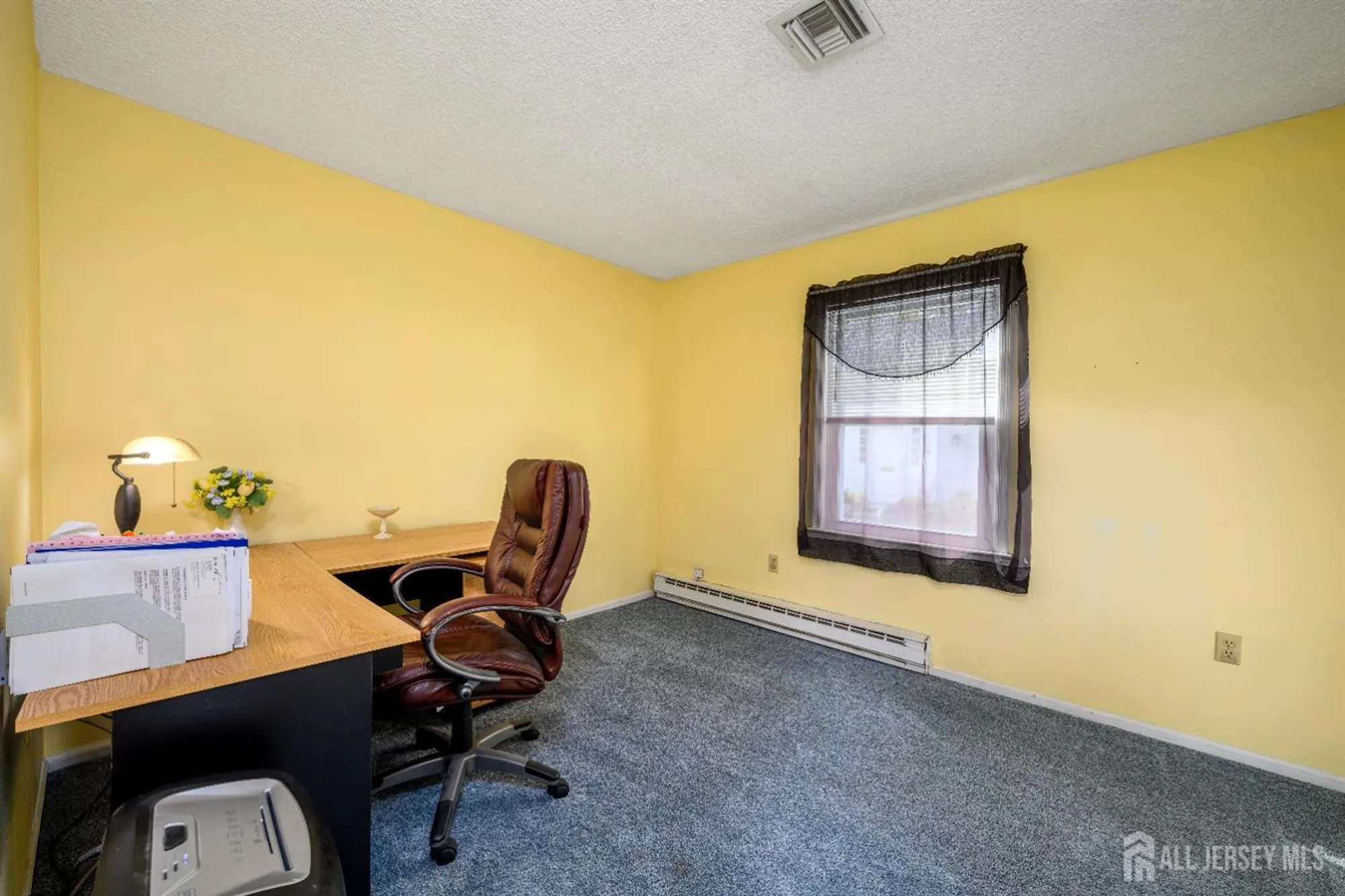 Property Slideshow image 13 of 24 | 251 mystic ln d, Jamesburg, NJ, 08831