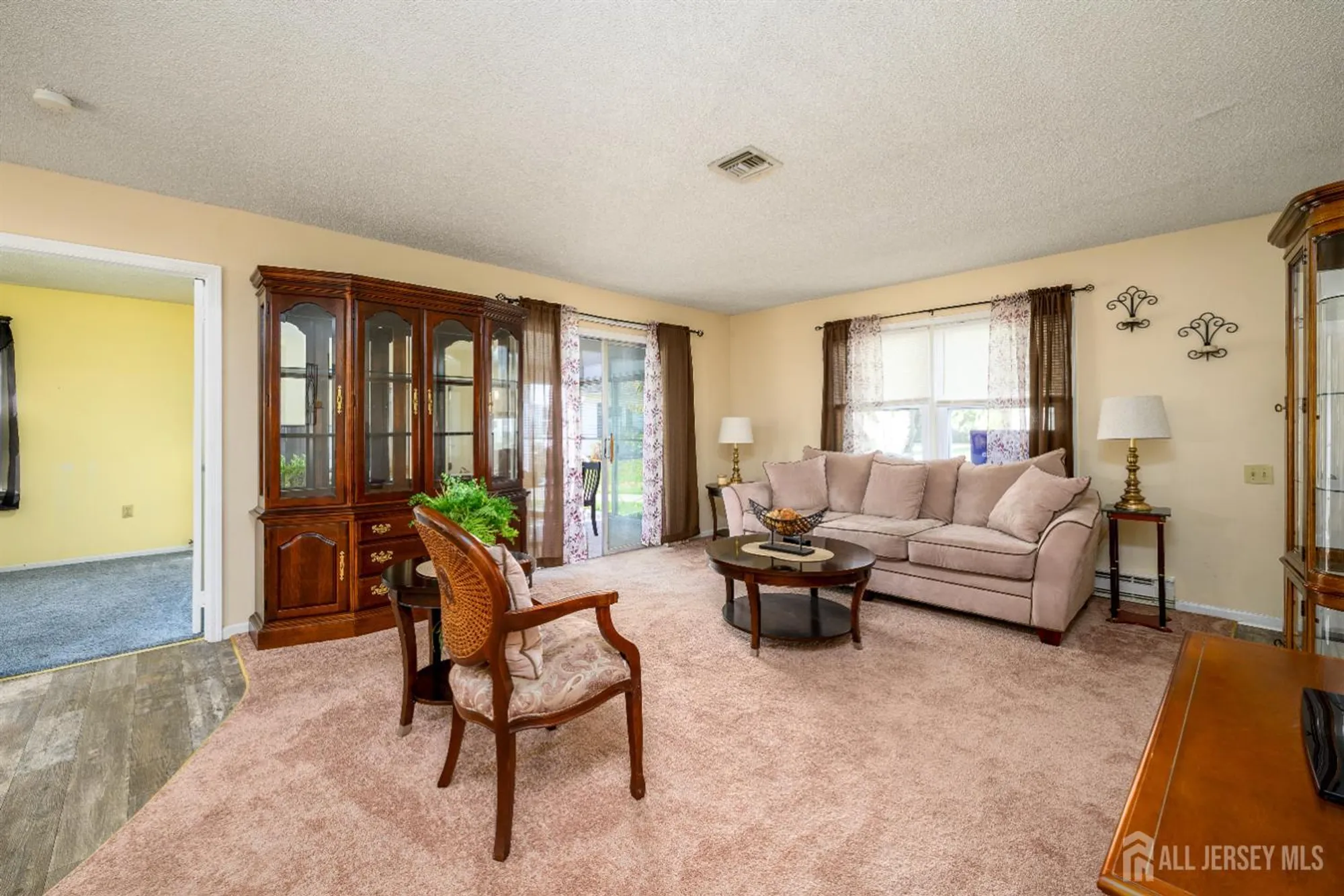 Property Slideshow image 3 of 24 | 251 mystic ln d, Jamesburg, NJ, 08831