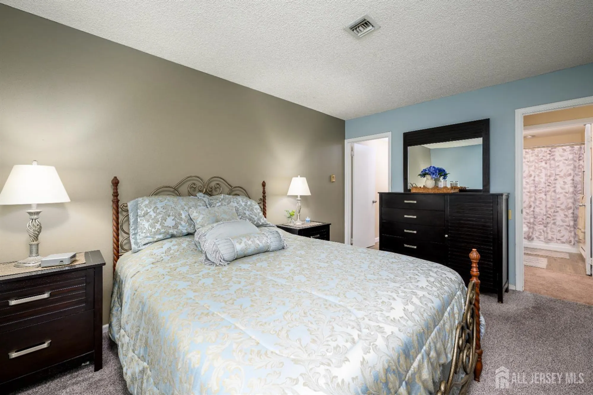 Property Slideshow image 20 of 24 | 251 mystic ln d, Jamesburg, NJ, 08831