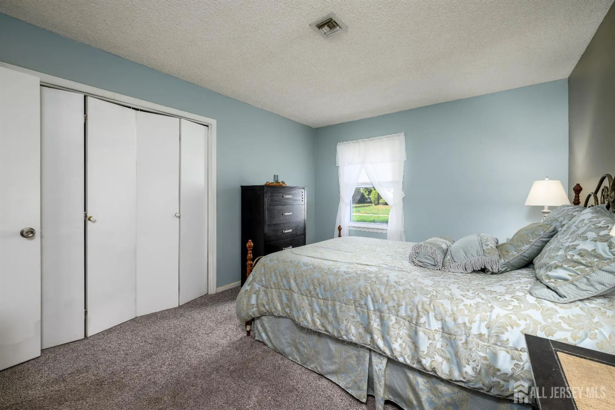 Property Slideshow image 18 of 24 | 251 mystic ln d, Jamesburg, NJ, 08831