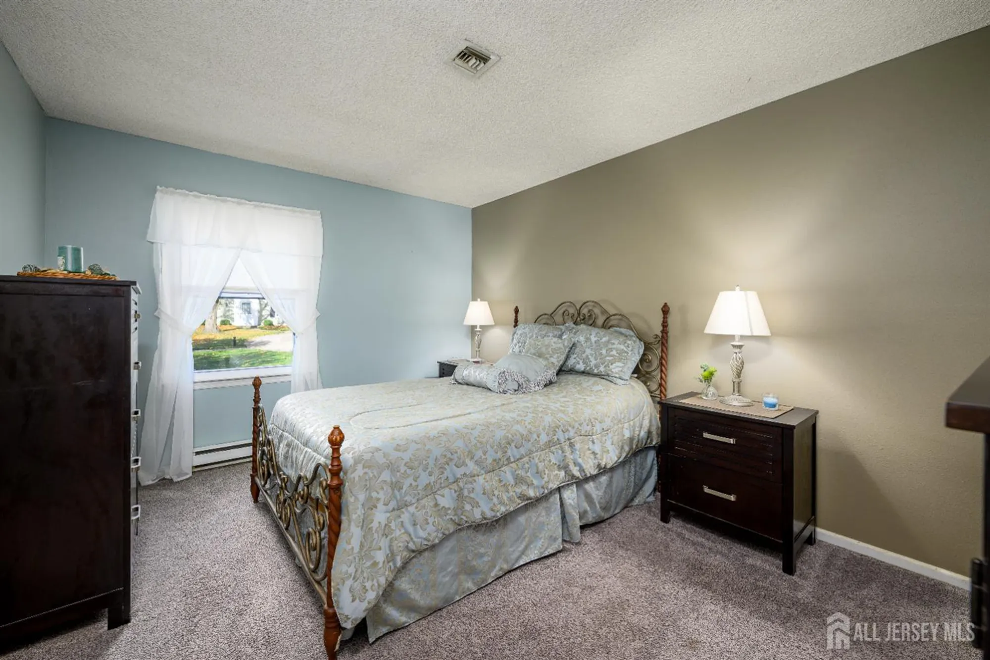 Property Slideshow image 17 of 24 | 251 mystic ln d, Jamesburg, NJ, 08831