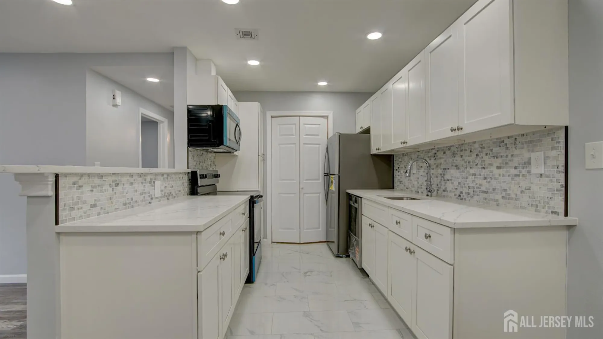 Property Slideshow image 11 of 46 | 146b old nassau rd, Monroe Township, NJ, 08831