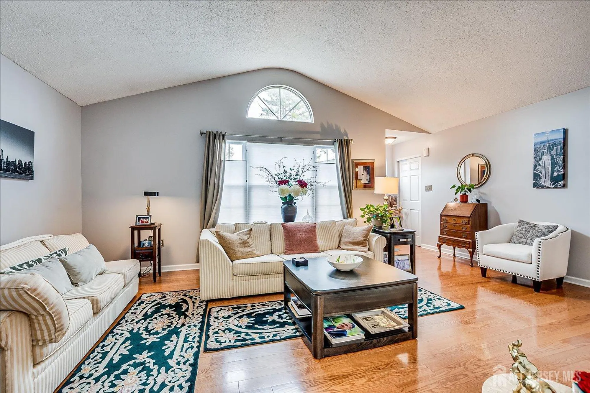 Property Slideshow image 12 of 33 | 1 linton close, Freehold, NJ, 07728