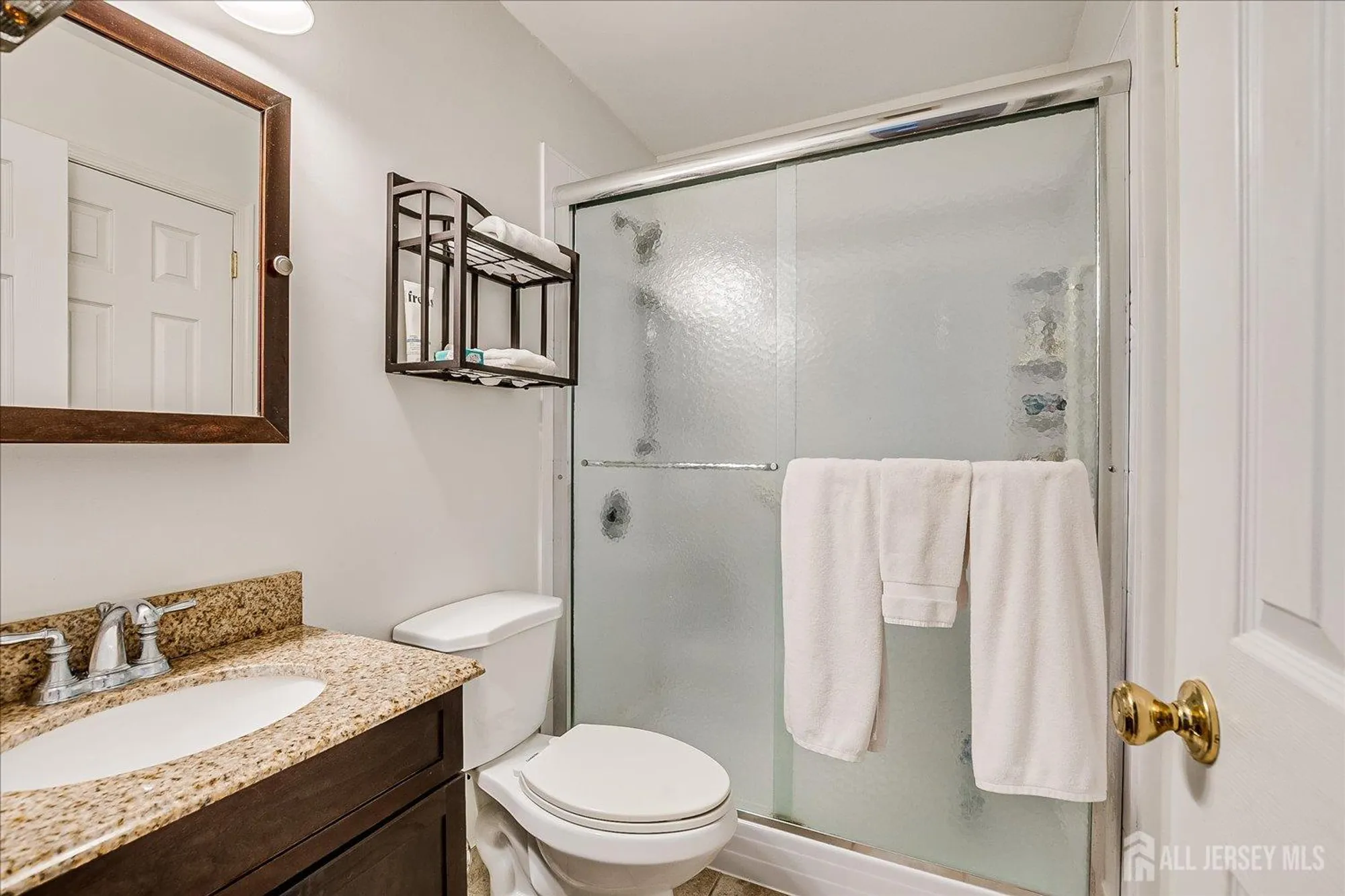 Property Slideshow image 23 of 33 | 1 linton close, Freehold, NJ, 07728