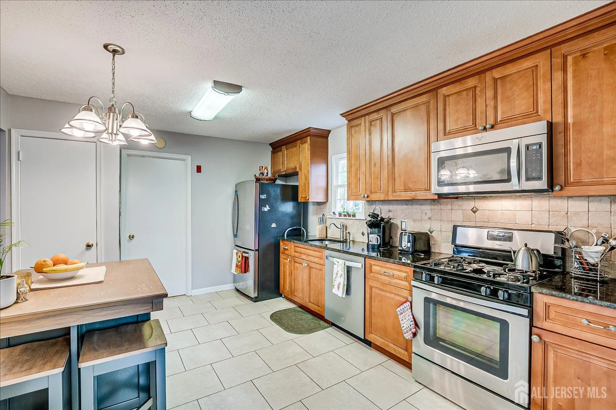 Property Slideshow image 17 of 33 | 1 linton close, Freehold, NJ, 07728