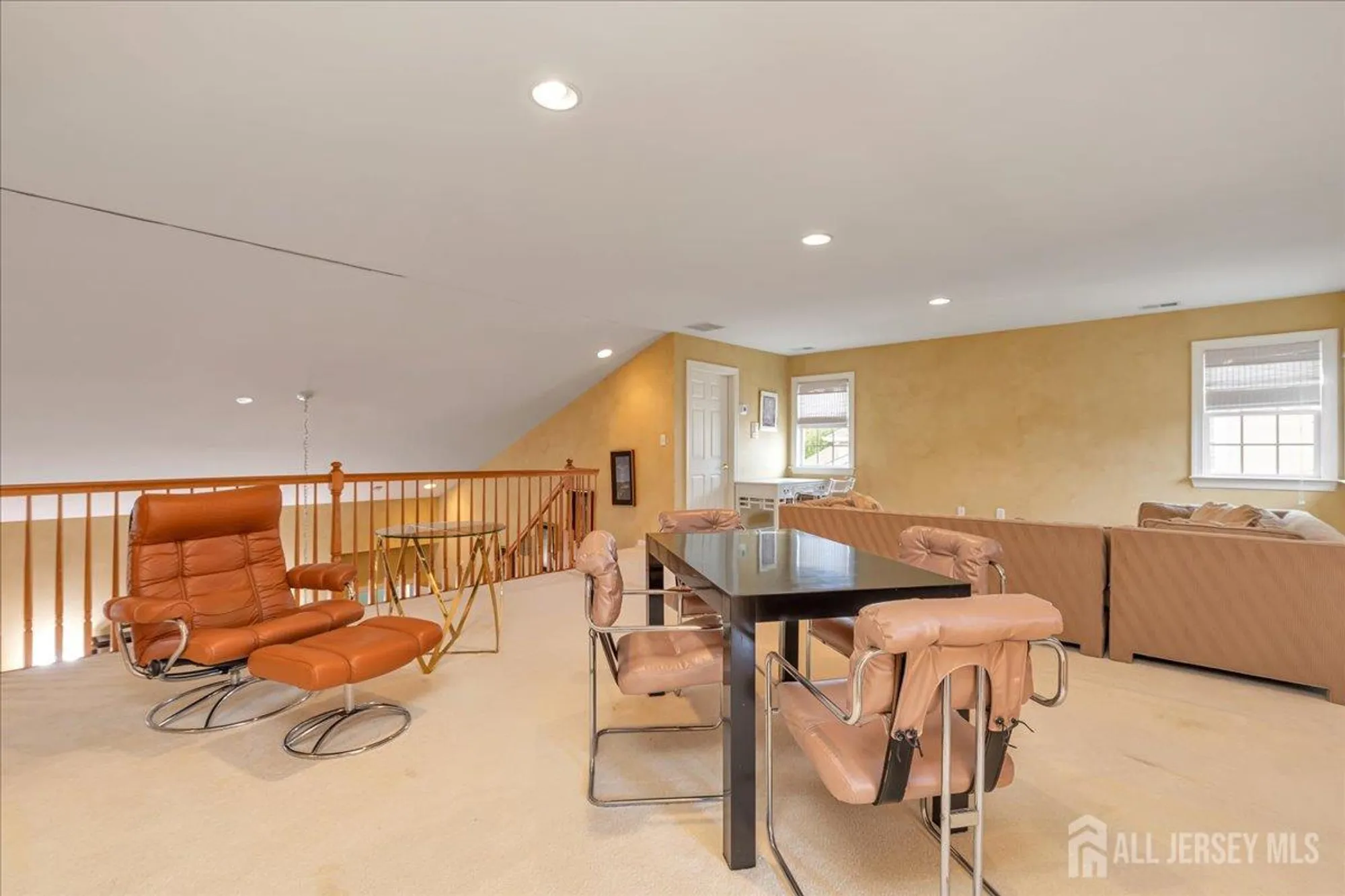 Property Slideshow image 36 of 51 | 4 ayers ct, Metuchen, NJ, 08840