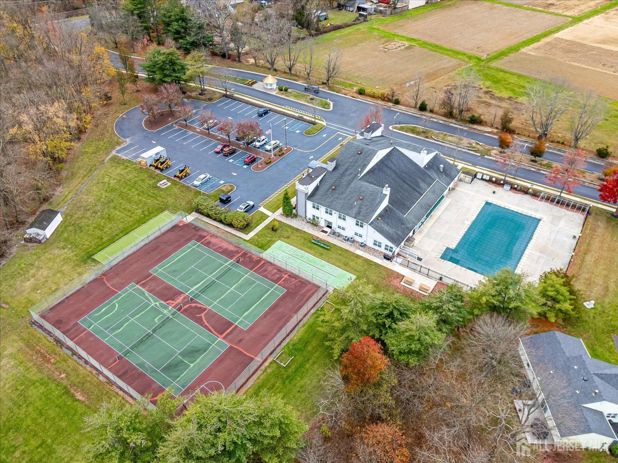 Property Slideshow image 31 of 33 | 1 linton close, Freehold, NJ, 07728