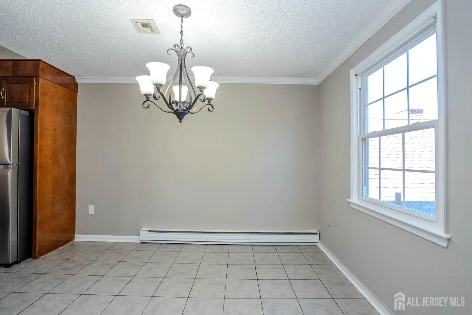 Property Slideshow image 9 of 19 | 137 n plymouth ln, Monroe, NJ, 08831