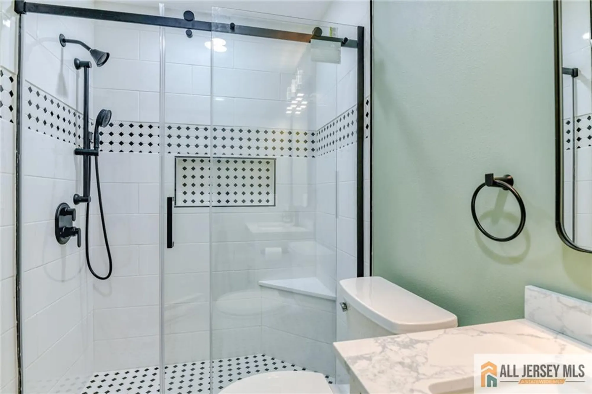 Property Slideshow image 33 of 49 | 639 madison dr 639c, Monroe, NJ, 08831