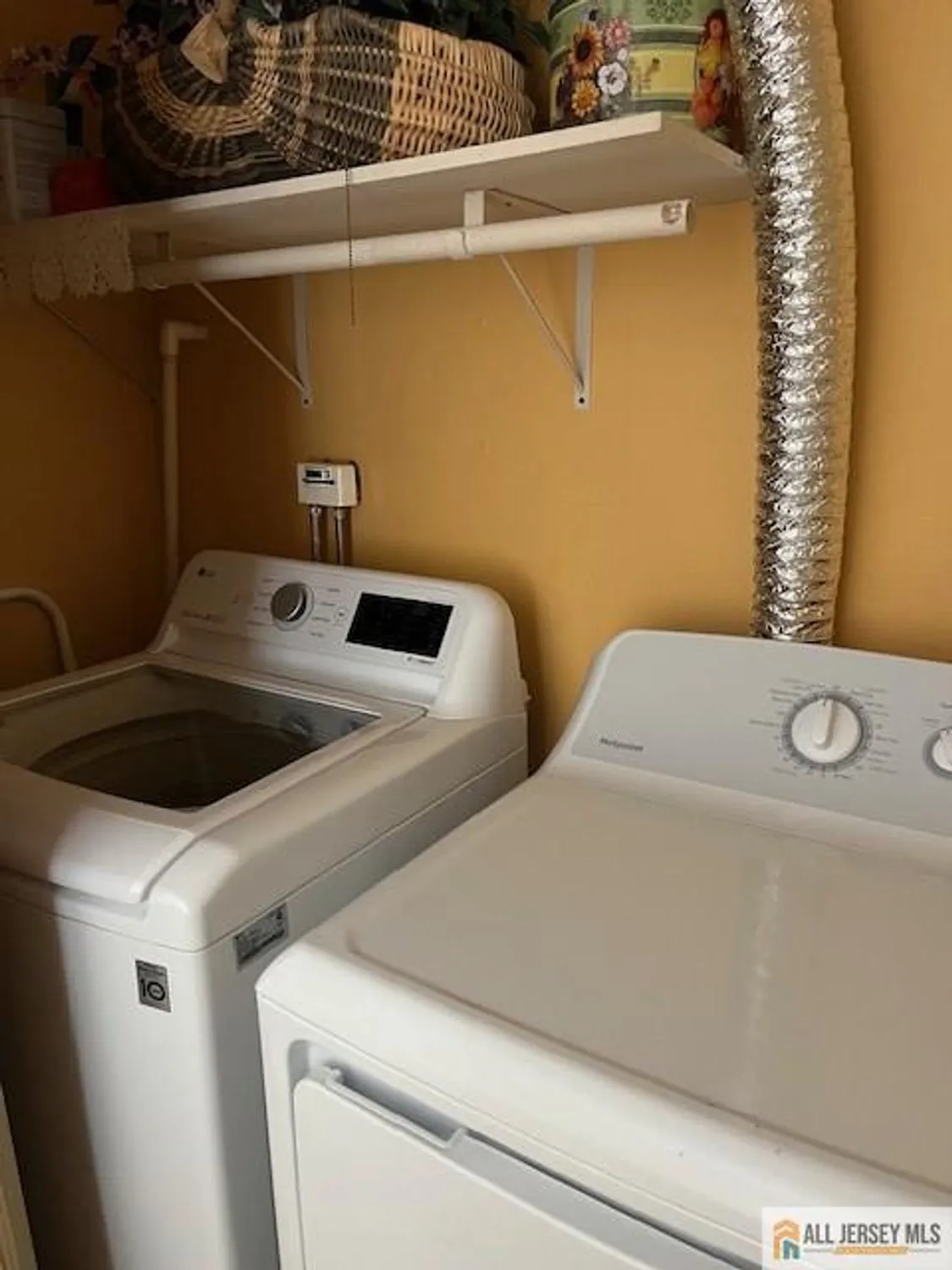 Property Slideshow image 36 of 45 | 414 andover dr 414b, Monroe, NJ, 08831