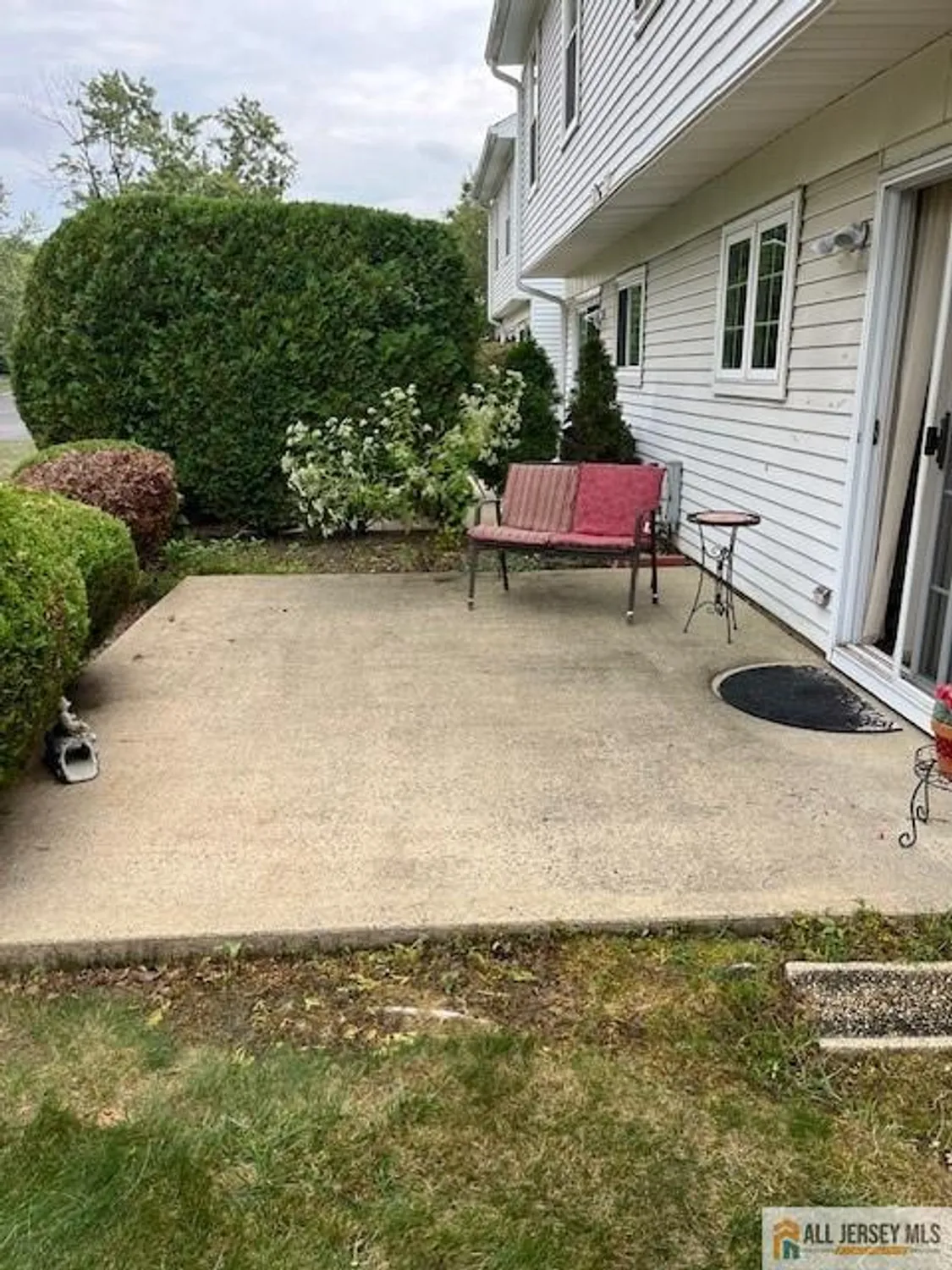 Property Slideshow image 43 of 45 | 414 andover dr 414b, Monroe, NJ, 08831