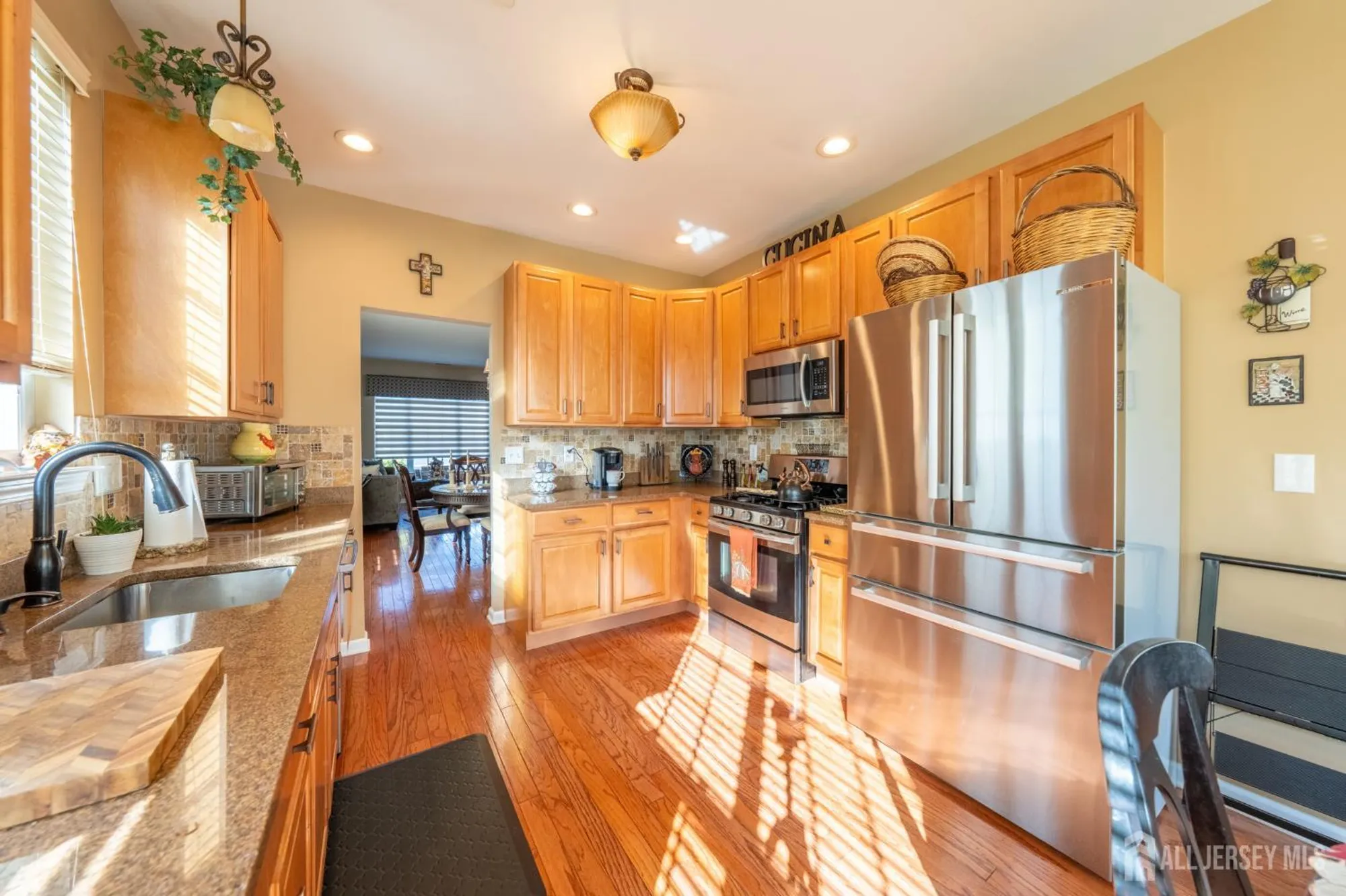 Property Slideshow image 12 of 27 | 416 melrose way, Monroe, NJ, 08831