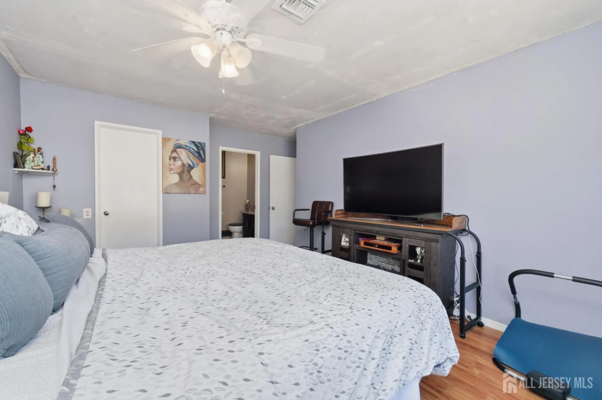 Property Slideshow image 25 of 34 | 277 crosse dr apt 2c, Monroe, NJ, 08831