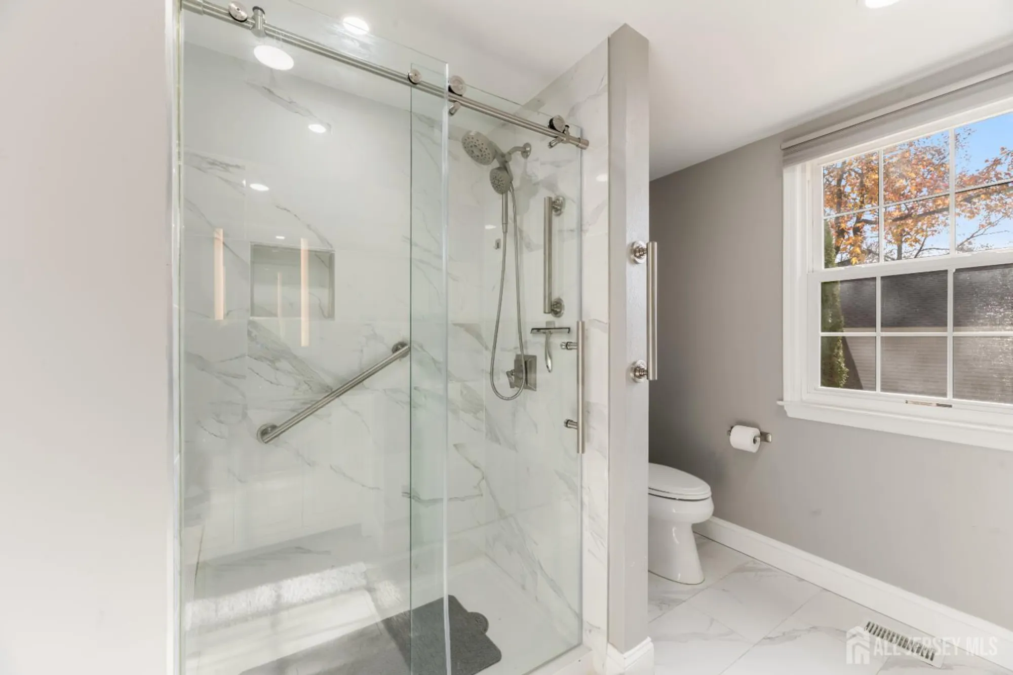 Property Slideshow image 16 of 20 | 94 gloucester way b, Monroe, NJ, 08831