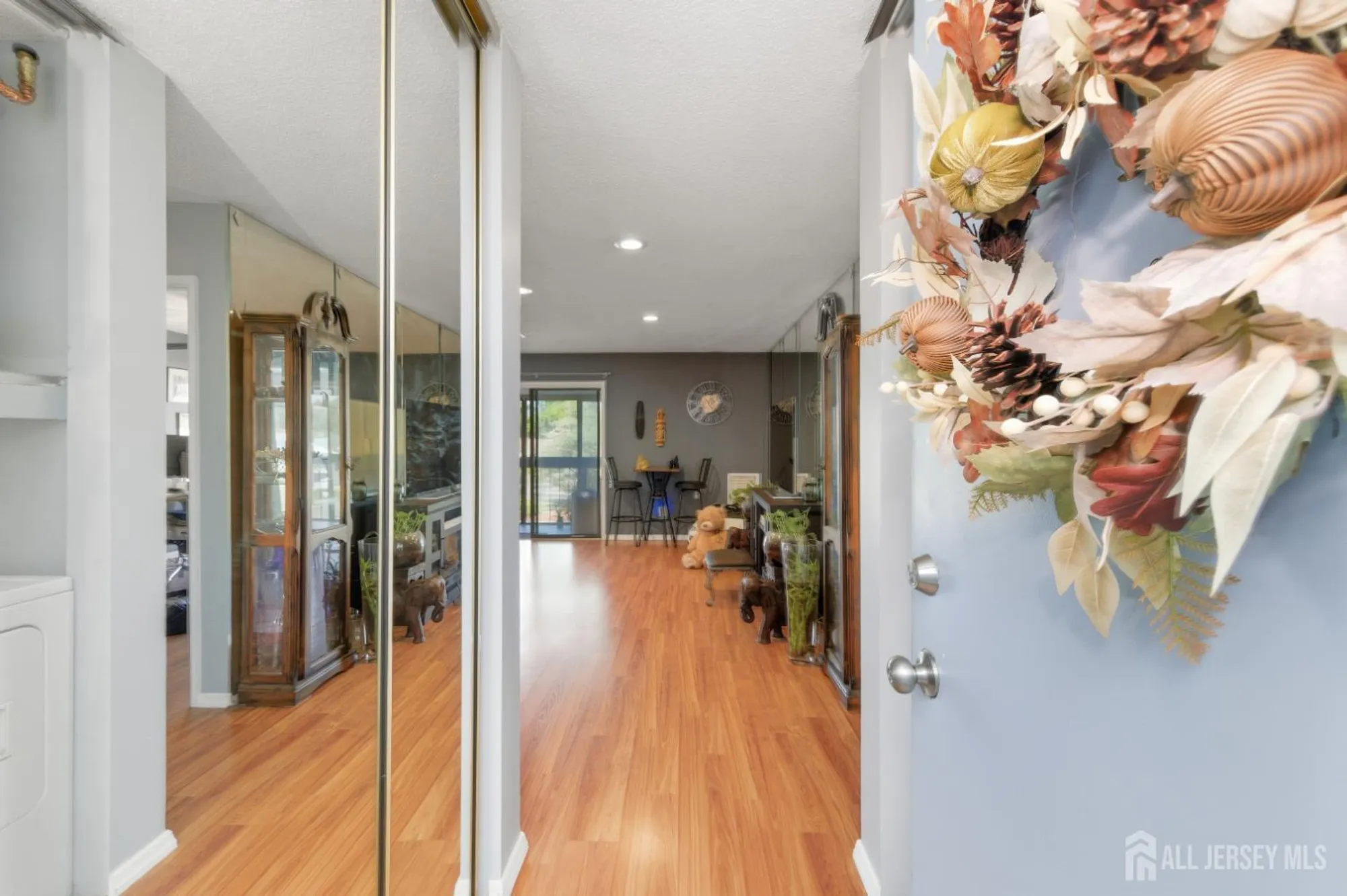 Property Slideshow image 20 of 34 | 277 crosse dr apt 2c, Monroe, NJ, 08831