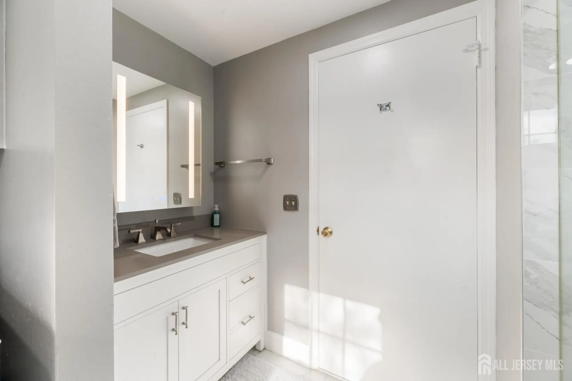 Property Slideshow image 17 of 20 | 94 gloucester way b, Monroe, NJ, 08831