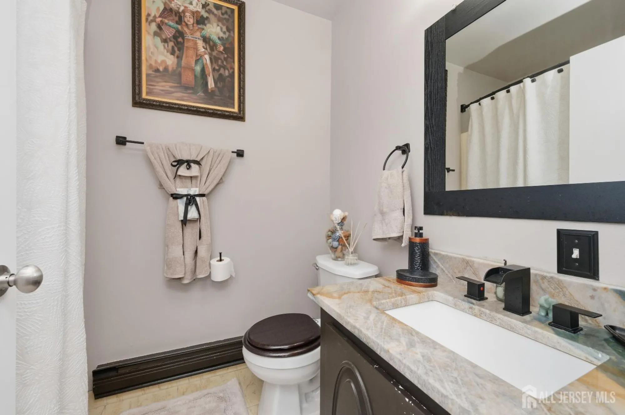 Property Slideshow image 28 of 34 | 277 crosse dr apt 2c, Monroe, NJ, 08831