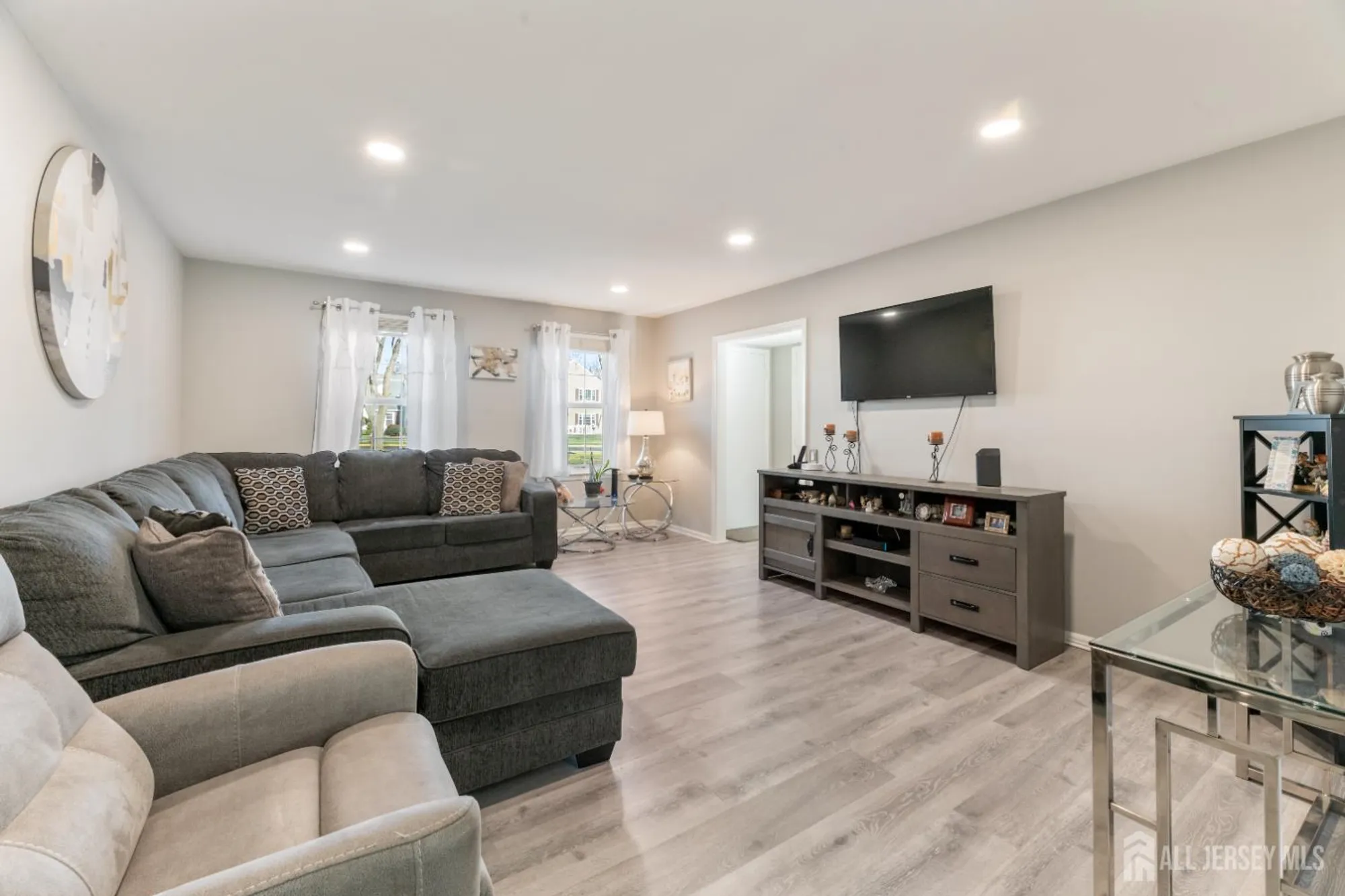 Property Slideshow image 4 of 20 | 94 gloucester way b, Monroe, NJ, 08831