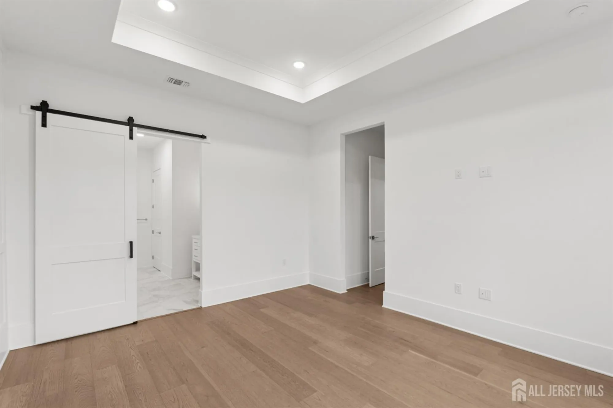 Property Slideshow image 29 of 31 | 43 brewer way, Plainsboro, NJ, 08536