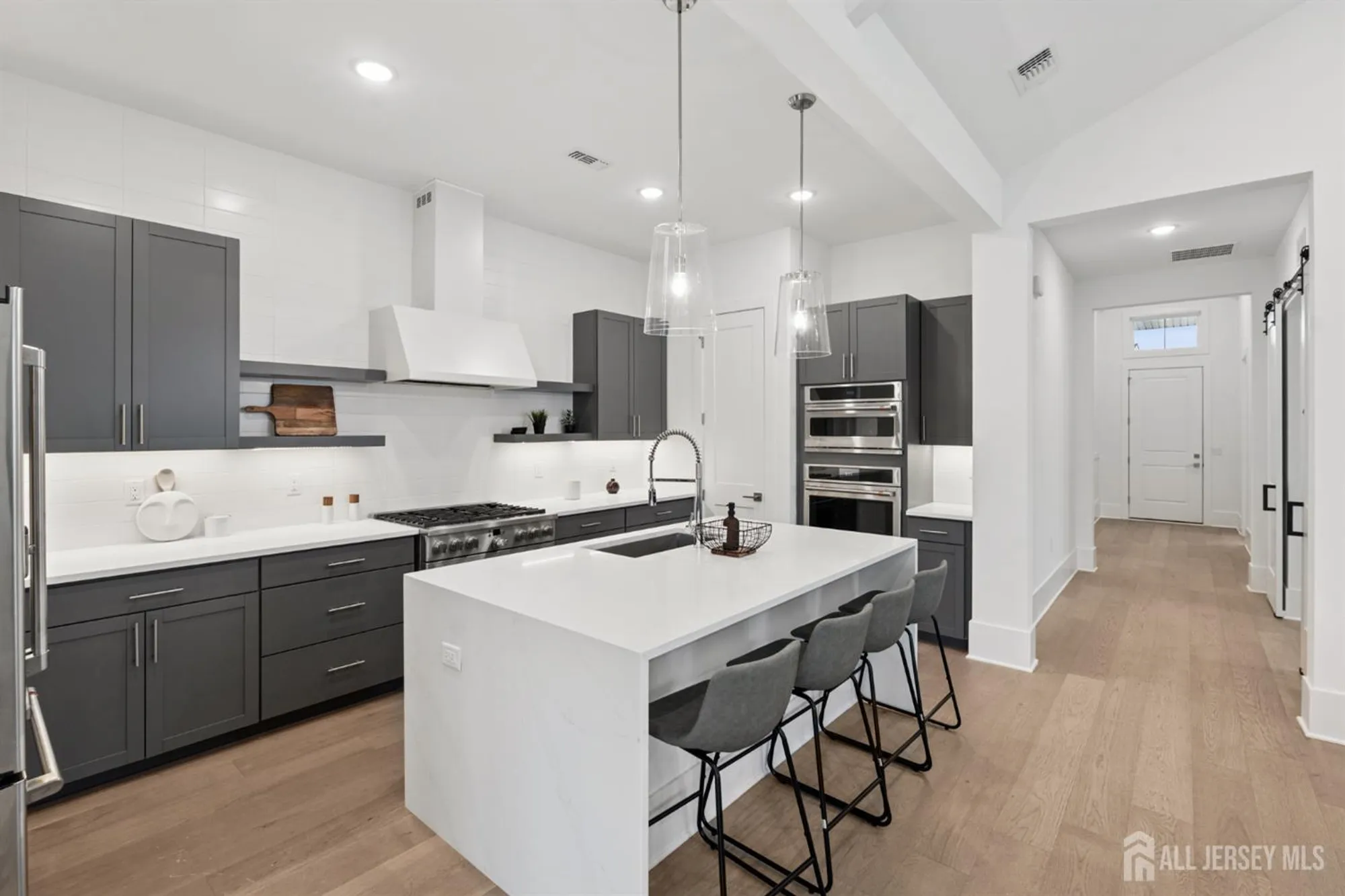 Property Slideshow image 21 of 31 | 43 brewer way, Plainsboro, NJ, 08536