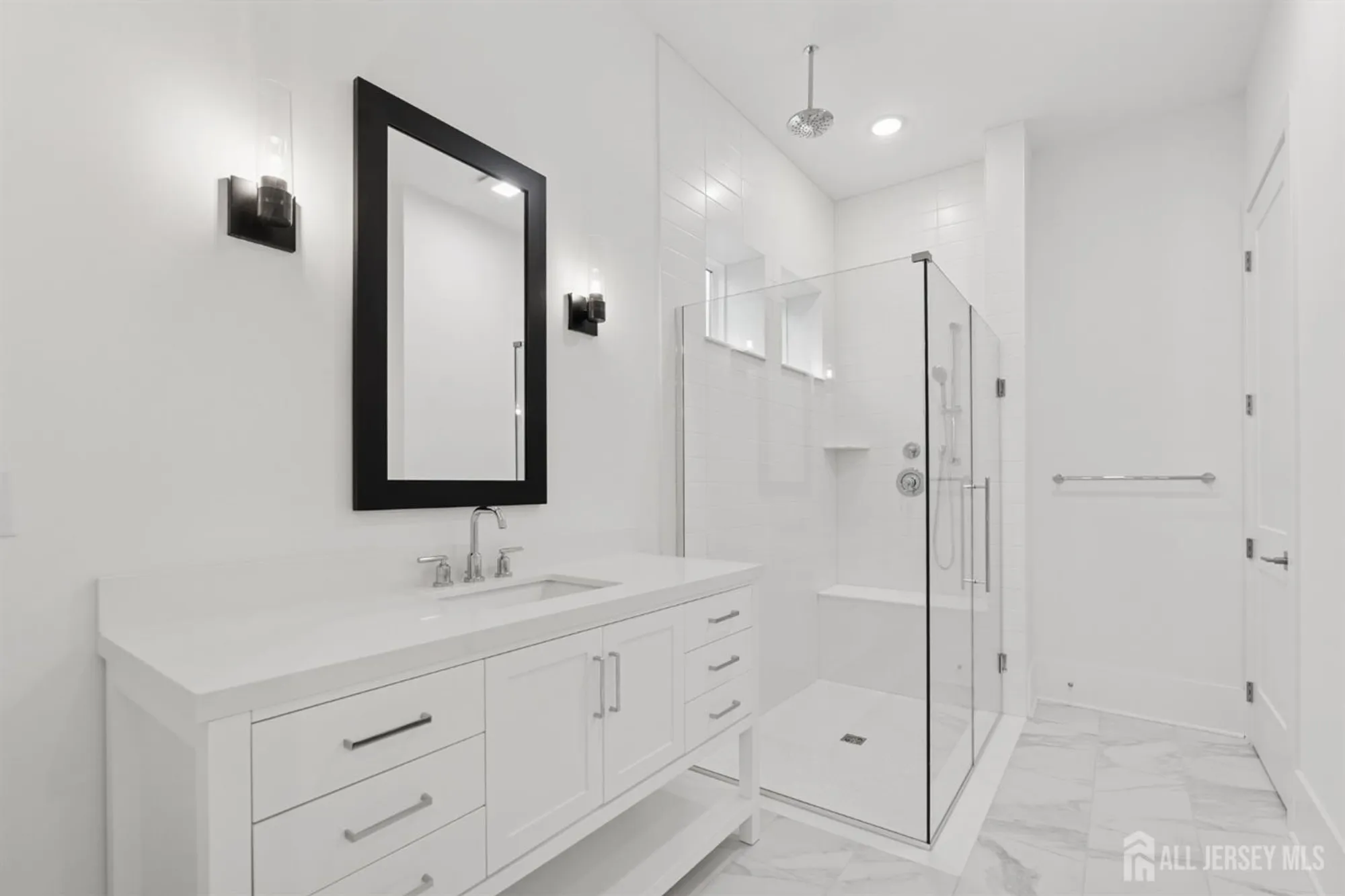 Property Slideshow image 27 of 31 | 43 brewer way, Plainsboro, NJ, 08536