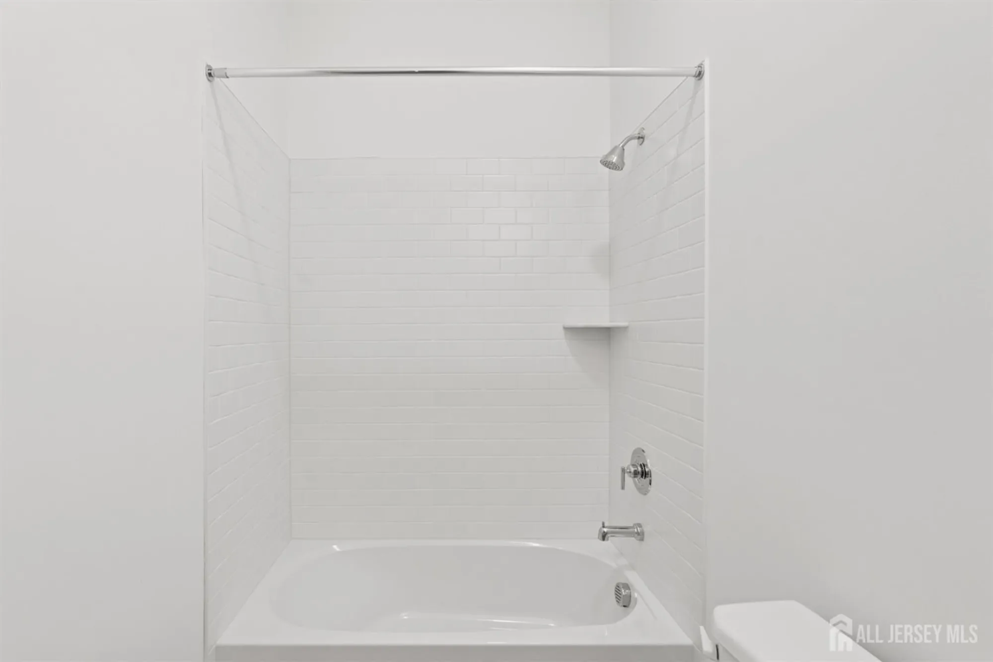 Property Slideshow image 15 of 31 | 43 brewer way, Plainsboro, NJ, 08536