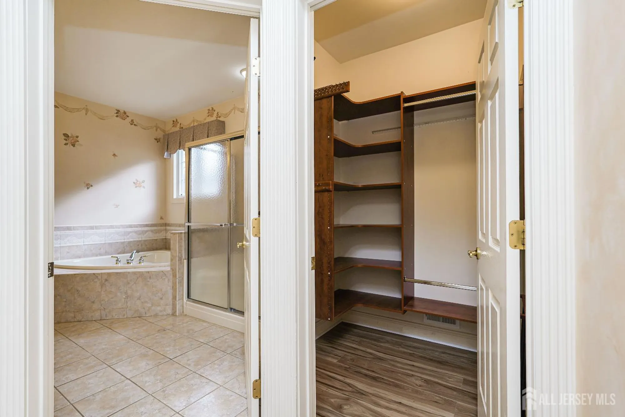 Property Slideshow image 23 of 39 | 35 hancock pl, Somerset, NJ, 08873