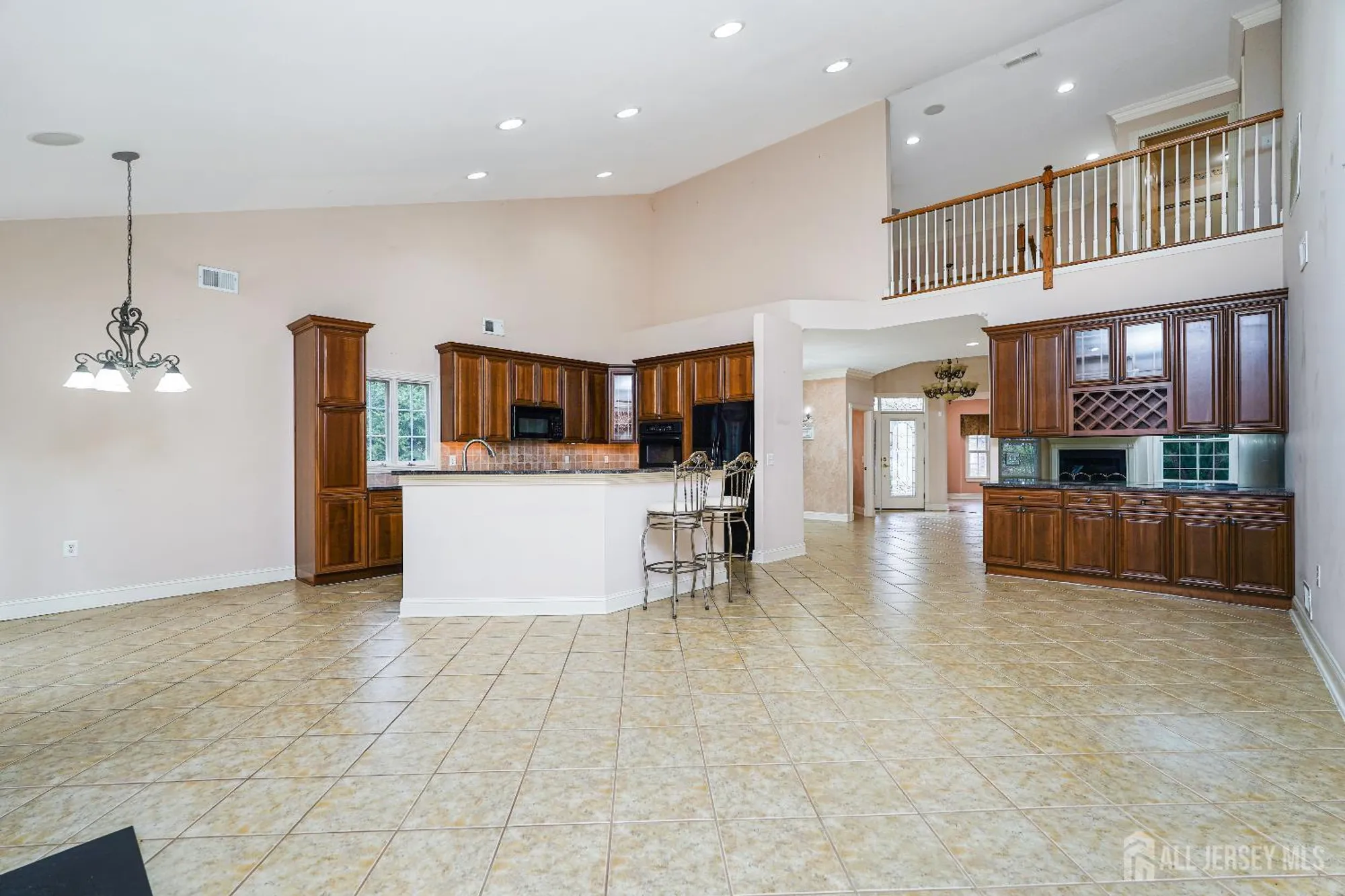 Property Slideshow image 7 of 39 | 35 hancock pl, Somerset, NJ, 08873