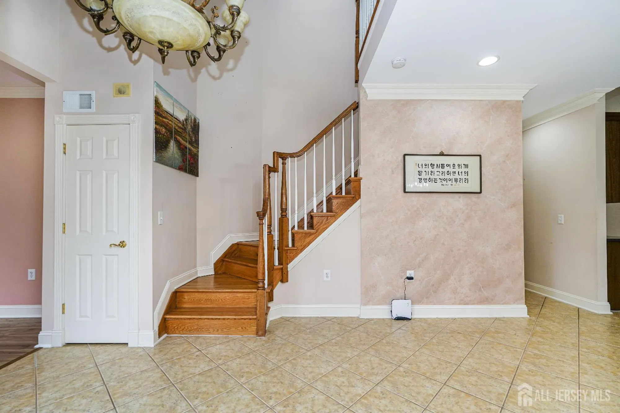 Property Slideshow image 6 of 39 | 35 hancock pl, Somerset, NJ, 08873