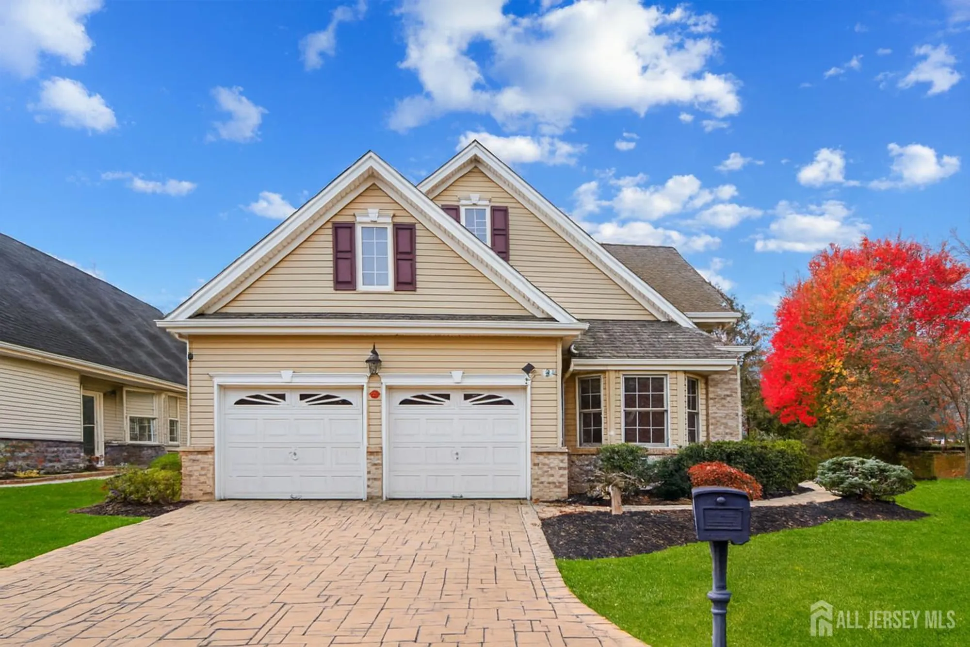 Property Slideshow image 1 of 39 | 35 hancock pl, Somerset, NJ, 08873