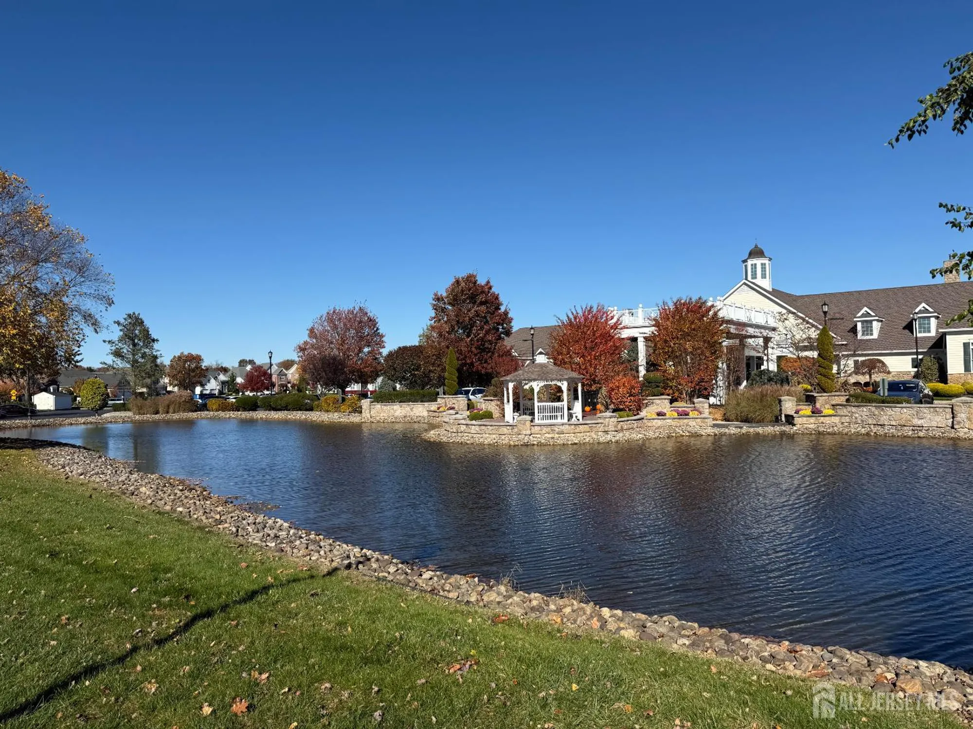 Property Slideshow image 38 of 43 | 24 fisher island ct, Monroe, NJ, 08831