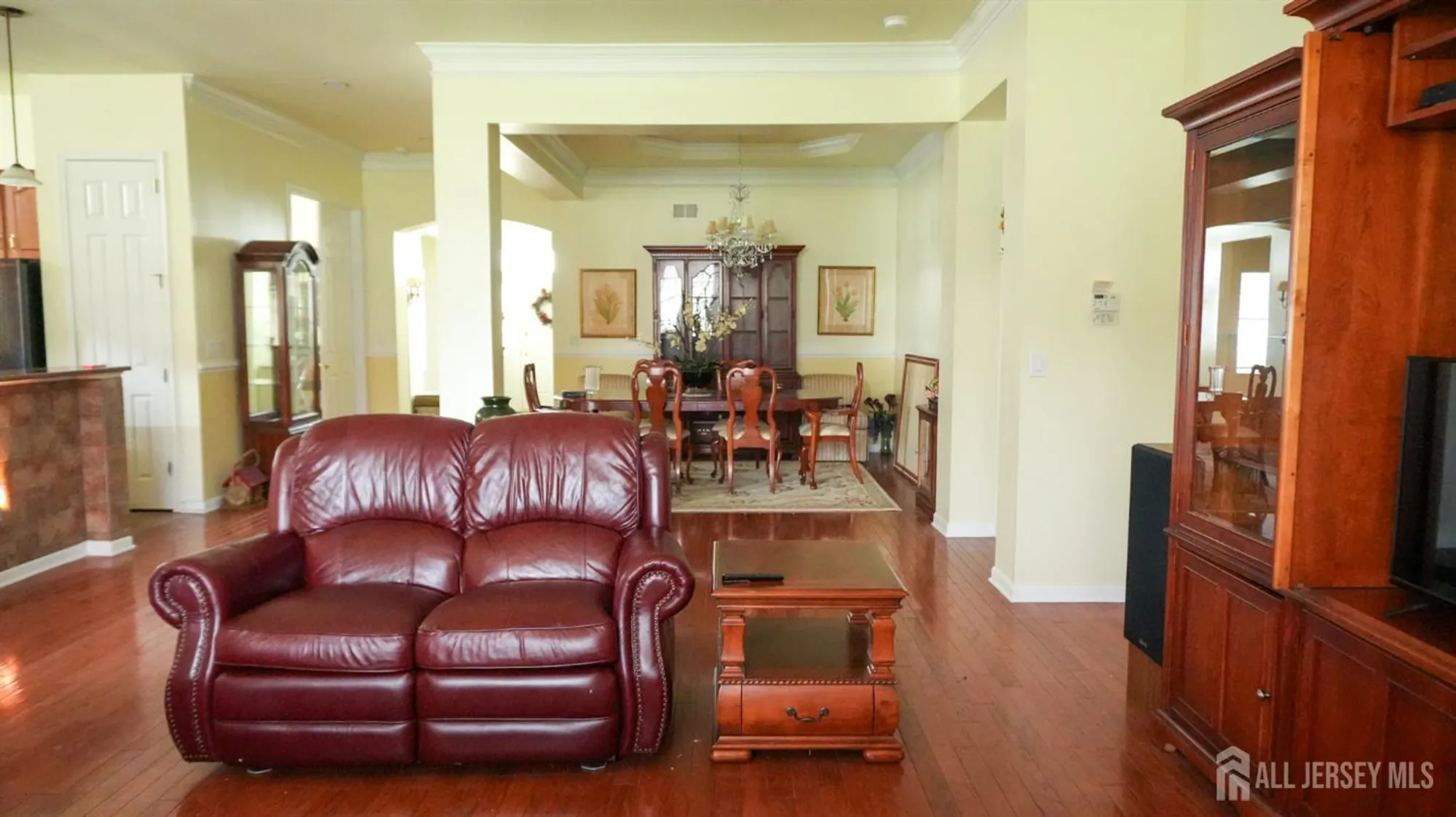 Property Slideshow image 27 of 53 | 1 belmont ct, Freehold, NJ, 07728