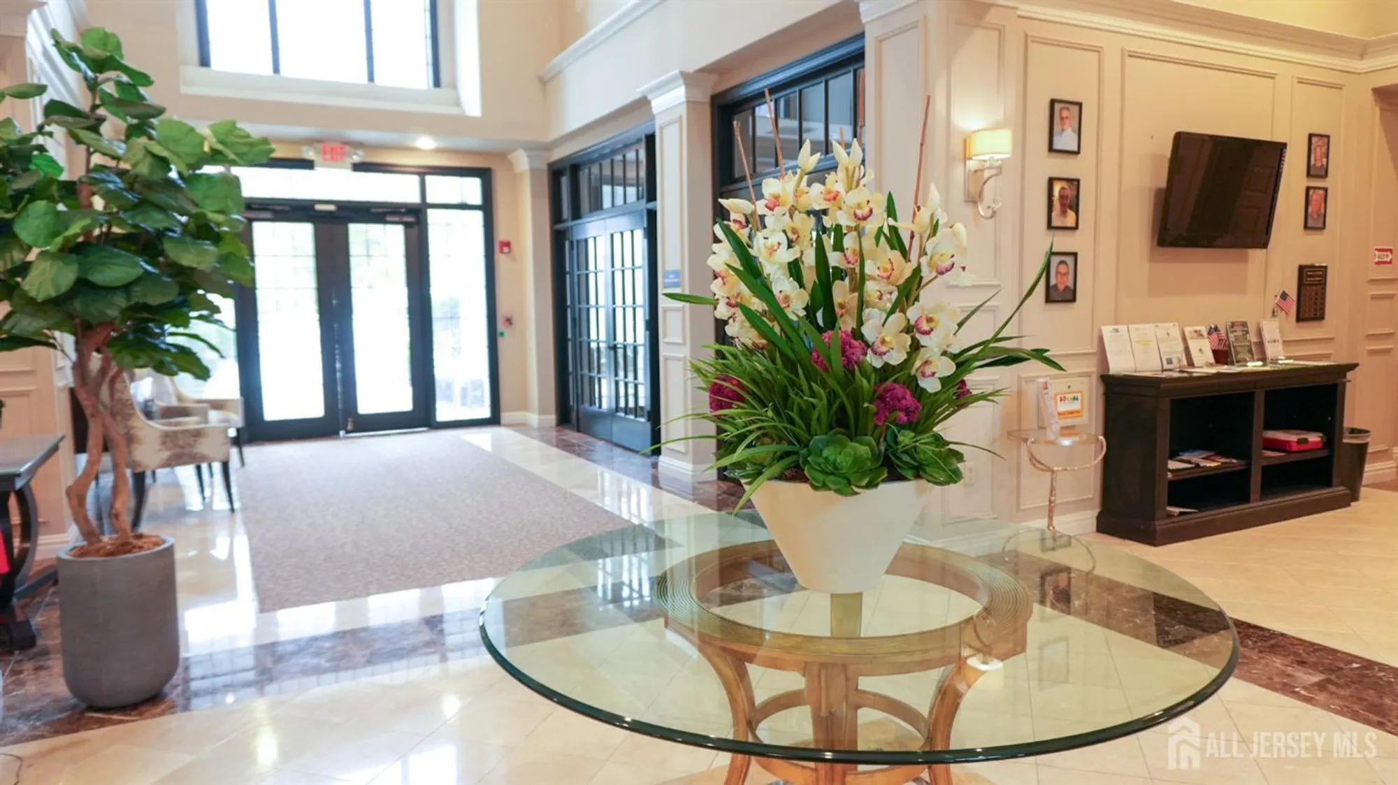 Property Slideshow image 46 of 53 | 1 belmont ct, Freehold, NJ, 07728