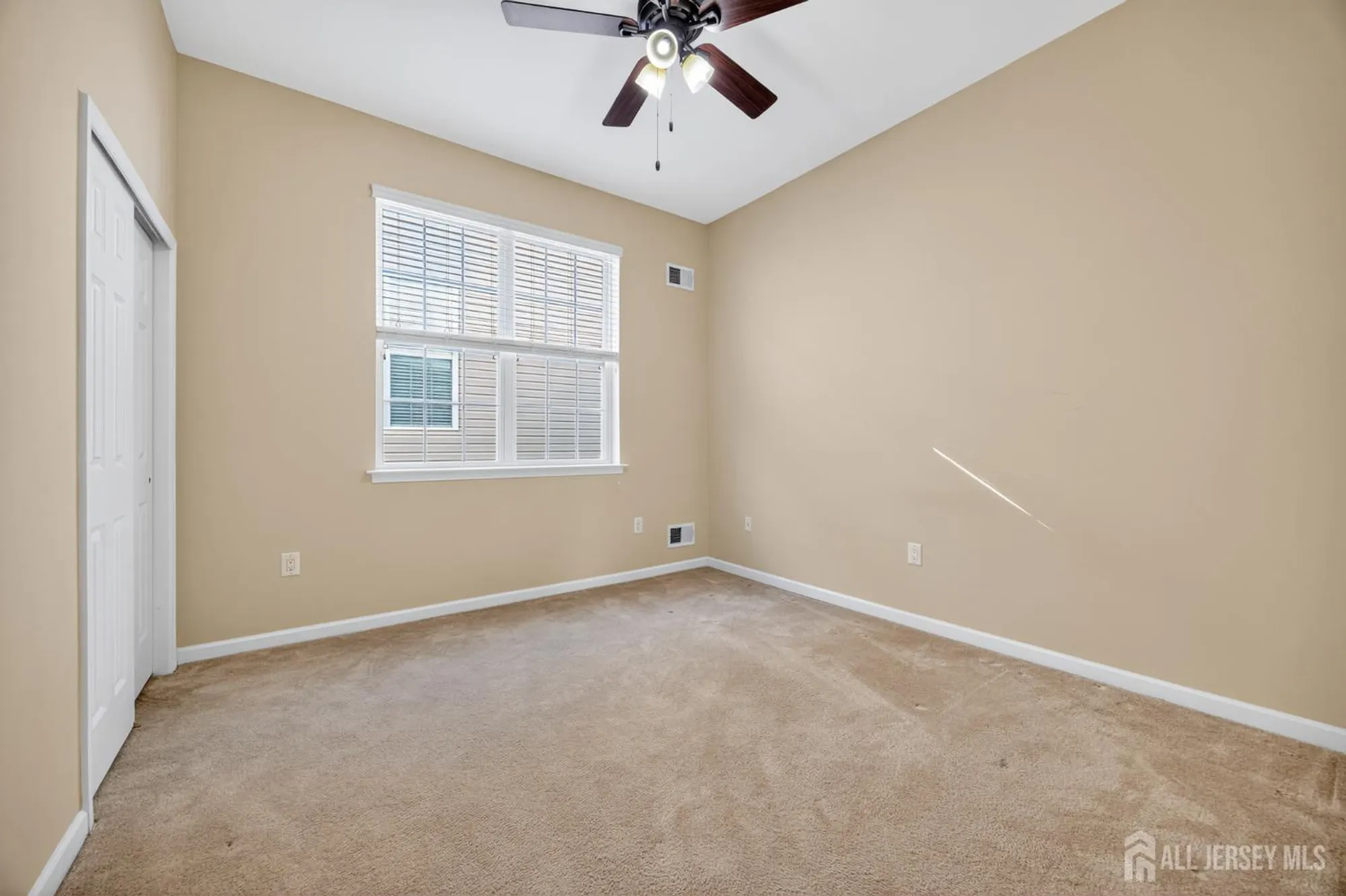 Property Slideshow image 27 of 43 | 24 fisher island ct, Monroe, NJ, 08831