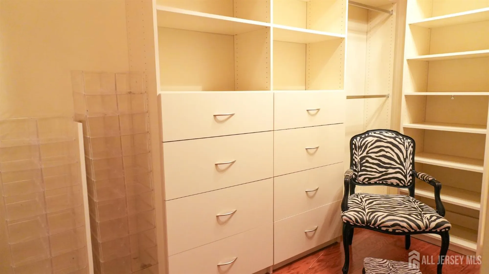 Property Slideshow image 18 of 53 | 1 belmont ct, Freehold, NJ, 07728