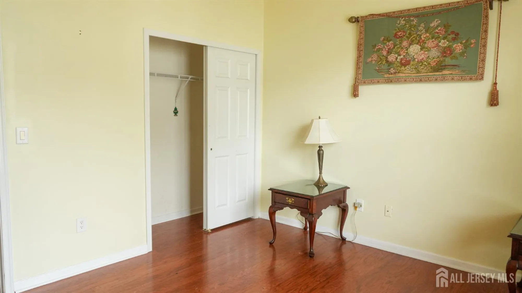 Property Slideshow image 12 of 53 | 1 belmont ct, Freehold, NJ, 07728