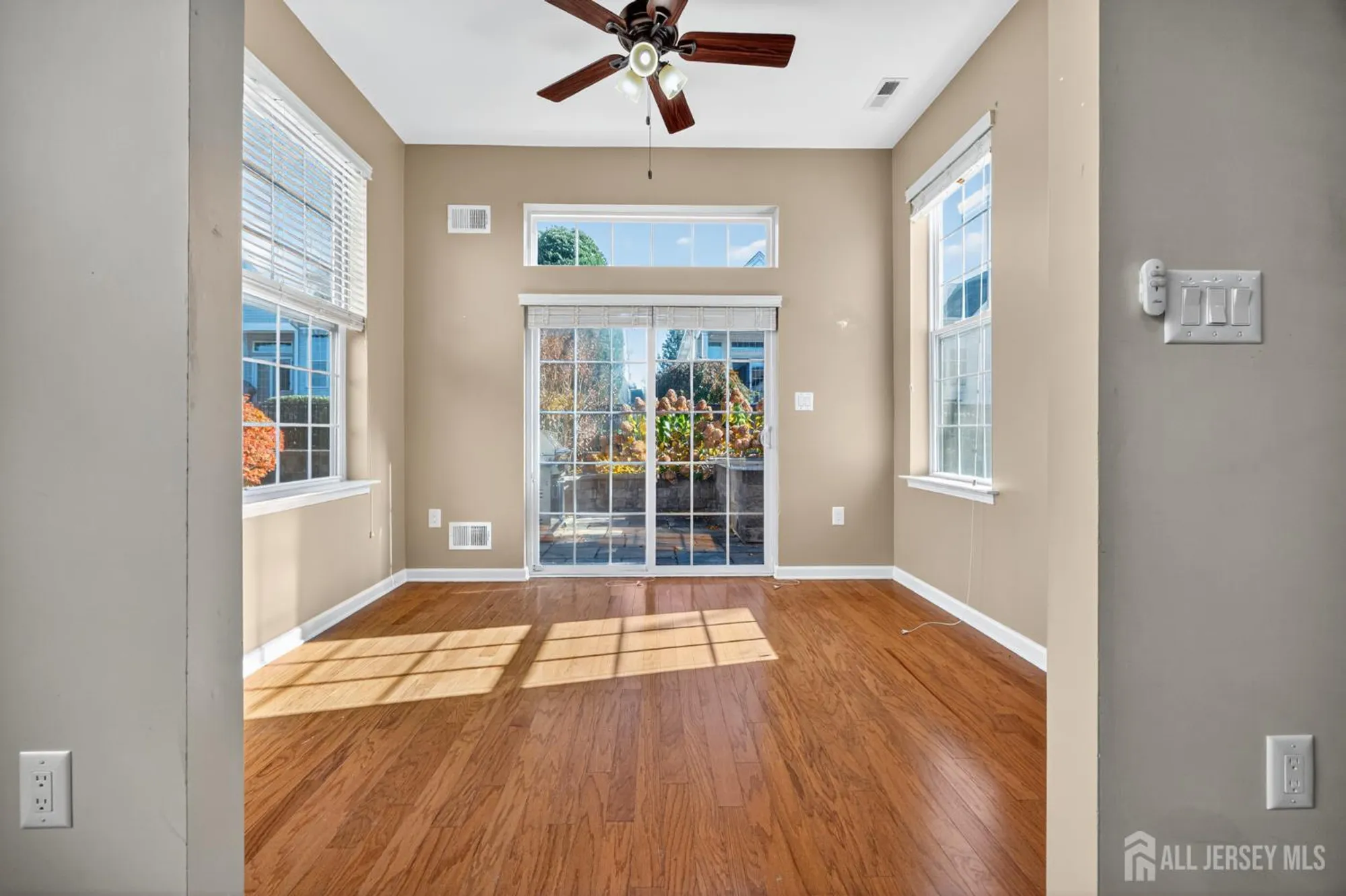 Property Slideshow image 17 of 43 | 24 fisher island ct, Monroe, NJ, 08831